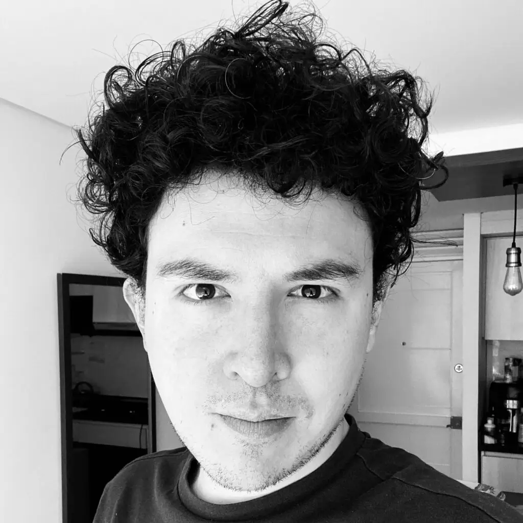 Mauricio vargas. Profesor de MOMO Lab